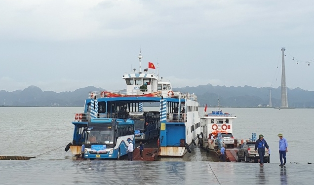 Nearly 200 tourists left stranded on Cat Ba Island ahead of Yagi landfall